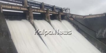 ತುಂಬಿದ ಭದ್ರೆ | ಬಿಆರ್’ಪಿ ಡ್ಯಾಂನಿಂದ ನದಿಗೆ ನೀರು | ಮನಮೋಹಕ ದೃಶ್ಯ ಕಣ್ತುಂಬಿಕೊಂಡ ಜನ