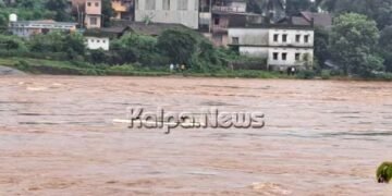 ತೀರ್ಥಹಳ್ಳಿ | ಅಪಾಯದ ಮಟ್ಟದತ್ತ ತುಂಗಾ ನದಿ | ರಾಮಮಂಟಪ ಮುಳುಗಡೆಗೆ ಕೆಲವೇ ಅಡಿ ಬಾಕಿ