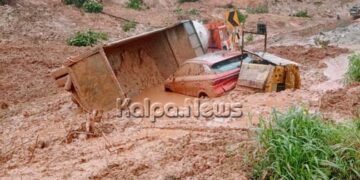 ಭಾರೀ ಭೂಕುಸಿತ | ಶಿರಾಡಿ ಘಾಟ್ ರಸ್ತೆ ಸಂಚಾರ ಬಂದ್ | ಮಣ್ಣಿನಡಿ ಸಿಲುಕಿದ ವಾಹನಗಳು