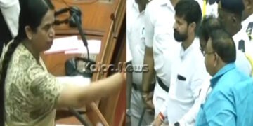 ನಿನಗೆ ಹೆಂಡ್ತಿ ಇಲ್ವೇನೋ, ಅಮ್ಮ ಇಲ್ವೇನೋ, ಮಗಳು ಇಲ್ವೇನೋ : ಸಿಟಿ ರವಿ ವಿರುದ್ದ ಸಚಿವೆ ಹೆಬ್ಬಾಳ್ಕರ್ ವಾಗ್ದಾಳಿ