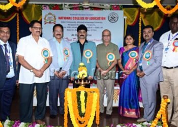 ತಂತ್ರಜ್ಞಾನ ಮೂಲಕ ಅಧ್ಯಾಪನ ಆಧುನಿಕಗೊಳ್ಳಲಿ | ಪ್ರೊ.ಕೆ.ವಿ. ಜಯಕುಮಾರ್‌ ಕರೆ