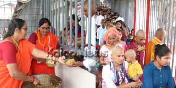 Heavy summer rush in Tirumala | Continuous supply of Annaprasadams to devotees