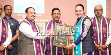 ಶೈಕ್ಷಣಿಕ-ಆರೋಗ್ಯ ಸೇವೆಯಲ್ಲಿ ಕೆಎಲ್‌ಇ ಅಮೋಘ ಸೇವೆ | ಕೇಂದ್ರ ಸಚಿವ ಪ್ರಲ್ಹಾದ ಜೋಶಿ ಪ್ರಶಂಸೆ