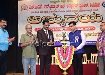 ವ್ಯಕ್ತಿತ್ವ ವಿಕಸನಕ್ಕೆ ವಿದ್ಯಾರ್ಥಿ ಜೀವನ ಪರಿಣಾಮಕಾರಿ: ನ್ಯಾ. ಸಂತೋಷ್ ಅಭಿಪ್ರಾಯ