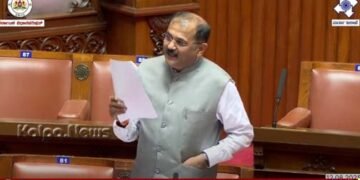 ಸ್ಪರ್ಧಾತ್ಮಕ ಪರೀಕ್ಷೆಗಳಿಗೆ ಅನುಗುಣವಾಗಿ ರಾಜ್ಯದ ಪದವಿ ಪಠ್ಯಕ್ರಮ ಪರಿಷ್ಕರಿಸಿ: ಡಾ. ಧನಂಜಯ ಸರ್ಜಿ ಒತ್ತಾಯ