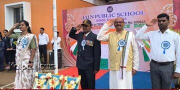 ವಿದ್ಯಾರ್ಥಿಗಳು ಶಿಸ್ತು, ದೇಶಪ್ರೇಮ ಬೆಳೆಸಿಕೊಳ್ಳಿ: ನಿವೃತ್ತ ಸೈನ್ಯಾಧಿಕಾರಿ ಮೋಹನ್ ಕರೆ