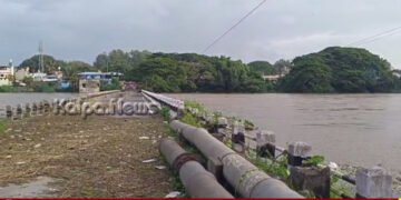 ಭದ್ರಾ ಡ್ಯಾಂನಿಂದ ನೀರು ನದಿಗೆ | ತುಂಬಿದ ಭದ್ರೆ | ಬಹುತೇಕ ಮುಳುಗಿದ ಹೊಸ ಸೇತುವೆ