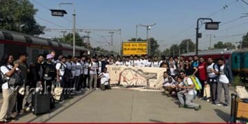 ಚಲಿಸುವ ರೈಲಿನಲ್ಲಿ ಏಷ್ಯಾದ ಮೊದಲ 36 ಗಂಟೆಗಳ ಹ್ಯಾಕಥಾನ್ ಯಶಸ್ವಿ | 17 ಯೋಜನೆಗಳು ಪೂರ್ಣ