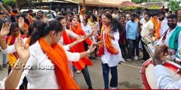 ಹಿಂದೂ ಮಹಾಸಭಾ ಗಣಪನ ರಾಜ ಗಾಂಭೀರ್ಯದ ನಡೆ | ಯುವಕ – ಯುವತಿಯರ ಭರ್ಜರಿ ಸ್ಟೆಪ್