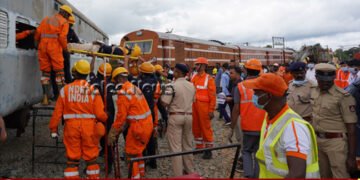 ಬೆಂಗಳೂರು | ಹಳಿ ತಪ್ಪಿದ್ದು, ಮಗುಚಿ ಬಿದ್ದಿದ್ದ ರೈಲ್ವೆ ಬೋಗಿ, ತುರ್ತು ಸೈರನ್ | ಹೇಗಿತ್ತು ಅಣುಕು ಅಭ್ಯಾಸ?