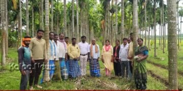 ಕಲ್ಮನೆ ಗ್ರಾಮದಲ್ಲಿ ಕೃಷಿ ವಿಜ್ಞಾನಿಗಳ ತೋಟ ಪರಿಶೀಲನೆ | ರೈತರಿಗೆ ತಾಂತ್ರಿಕ ಮಾರ್ಗದರ್ಶನ