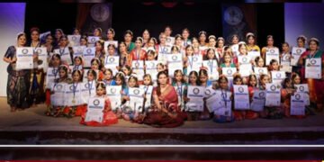 ಭರತನಾಟ್ಯ ಪ್ರದರ್ಶನದಲ್ಲಿ ವಿಶ್ವ ದಾಖಲೆ ಬರೆದ ಡಾ. ರಶ್ಮಿ ವಿಜಯ್ ಹಾಗೂ ತಂಡ