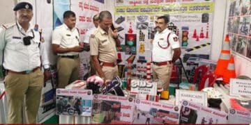 ಪೊಲೀಸ್ ಇಲಾಖೆಯಿಂದ ಕೃಷಿ ಮೇಳ ಸದುಪಯೋಗ | ಸೈಬರ್ ಕ್ರೈಂ, ಟ್ರಾಫಿಕ್ ರೂಲ್ಸ್ ಕುರಿತು ಜಾಗೃತಿ