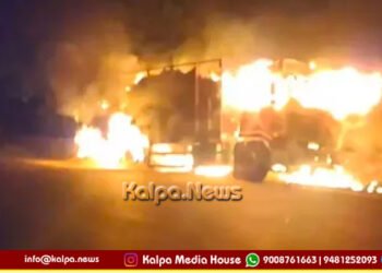 ಚಾರ್ಮಾಡಿ ಘಾಟಿಯಲ್ಲಿ ಹೊತ್ತಿ ಉರಿದ ಮೆಕ್ಕೆ ಜೋಳ ತುಂಬಿದ್ದ ಲಾರಿ