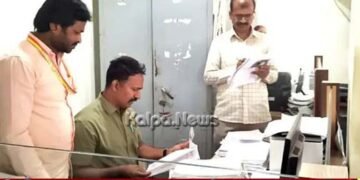 ನಿಮ್ಮ ಕೆಲಸಕ್ಕೆ ಹಣ ನೀಡಿದ್ದೀರಾ? ಶಿಕಾರಿಪುರ ಪುರಸಭೆಯಲ್ಲಿ ಸಾರ್ವಜನಿಕರಿಗೆ ಲೋಕಾಯುಕ್ತ ಪೊಲೀಸರ ಪ್ರಶ್ನೆ