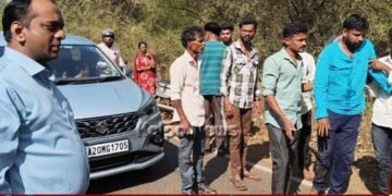 ಸೊರಬ | ಉಳವಿ ಅಟಲ್‌ಜೀ ಜನಸ್ನೇಹಿ ಕೇಂದ್ರಕ್ಕೆ ಜಿಲ್ಲಾಧಿಕಾರಿ ಭೇಟಿ: ಪರಿಶೀಲನೆ