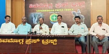 ಮಾರಿಕಾಂಬ ಜಾತ್ರೆ | ಶ್ರೀ ಹರಕೆರೆ ಕಾಳಿಕಾಂಬ ದೇವಸ್ಥಾನದ ವತಿಯಿಂದ ದೇವಿಗೆ ಪ್ರಥಮ ಪೂಜೆ 