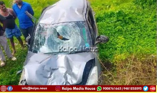 ಹೊಳೆಹೊನ್ನೂರು | ಕಾರು ಡಿಕ್ಕಿಯಾಗಿ ಪಾದಚಾರಿ ಸಾವು | ಹಾರಿ ಪಲ್ಟಿಯಾಗಿ ಬಿದ್ದ ಕಾರು