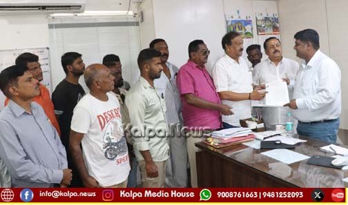 ಲಾರಿಗಳ ಎಫ್ಸಿ ಶುಲ್ಕ ಏರಿಕೆ ಆದೇಶ ಹಿಂಪಡೆಯುವಂತೆ ಜಿಲ್ಲಾಧಿಕಾರಿಗಳಿಗೆ ಮನವಿ