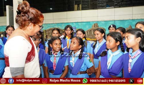 ಹುಬ್ಬಳ್ಳಿ ರೈಲು ನಿಲ್ದಾಣಕ್ಕೆ DRM ಬೇಲಾ ಮೀನಾ ಭೇಟಿ, ಪರಿಶೀಲನೆ