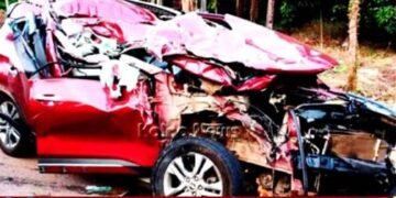 ಭೀಕರ ರಸ್ತೆ ಅಪಘಾತ | ಕಾರು ಚಾಲಕ ಸ್ಥಳದಲ್ಲೇ ಸಾವು