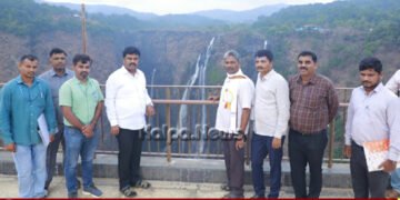 ಜೋಗಕ್ಕೆ ಸಂಸದ ರಾಘವೇಂದ್ರ ಭೇಟಿ | ಅಧಿಕಾರಿಗಳಿಗೆ ಕೊಟ್ಟ ಸೂಚನೆಯೇನು?
