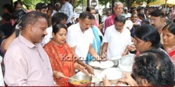 ಶಿವಮೊಗ್ಗ | ಮೆಗ್ಗಾನ್ ಆಸ್ಪತ್ರೆ ಆವರಣದಲ್ಲಿ ಮಾಂಸದೂಟ ವಿತರಣೆ | ಕಾರಣವೇನು?