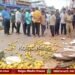 ಶಿರಾಳಕೊಪ್ಪ | ರಸ್ತೆಗೆ ಮಾವಿನ ಹಣ್ಣು ಸುರಿದು ವ್ಯಾಪಾರಿಯ ಆಕ್ರೋಶ! ಕಾರಣವೇನು?