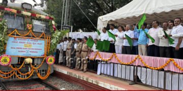 Union Minister V. Somanna Flags Off New MEMU Service at Tiptur