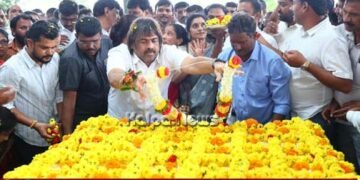 madhu-bangarappa-sorab-visit-welcome-by-supporters