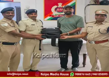 Bengaluru rpf recovers rs.29 lakh bag train passenger
