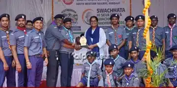 gandhi jayanti hubballi railway cleanliness campaign