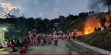 manipur suspected militants attack 15 houses burn